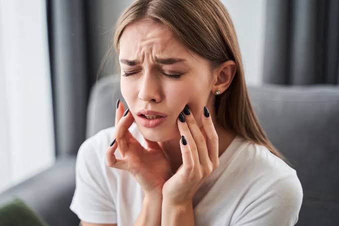 Recognizing When Tooth Sensitivity Needs Dental Attention